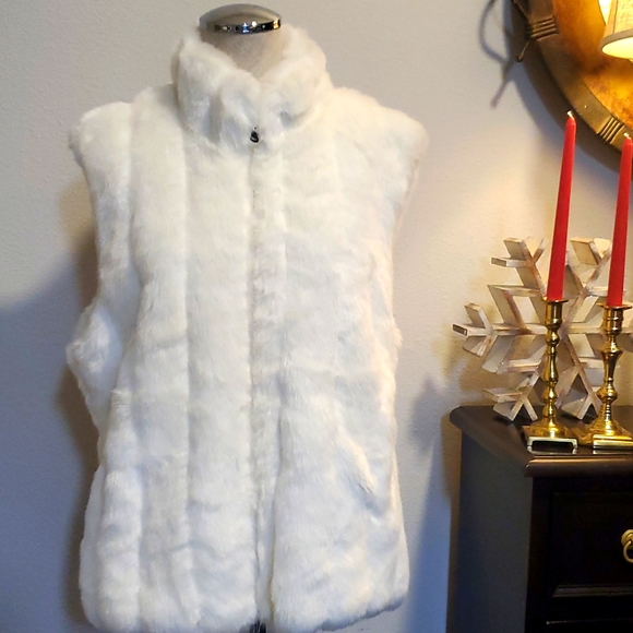 Carte Faux Fur Reversible Vest white  Size L - Picture 1 of 11
